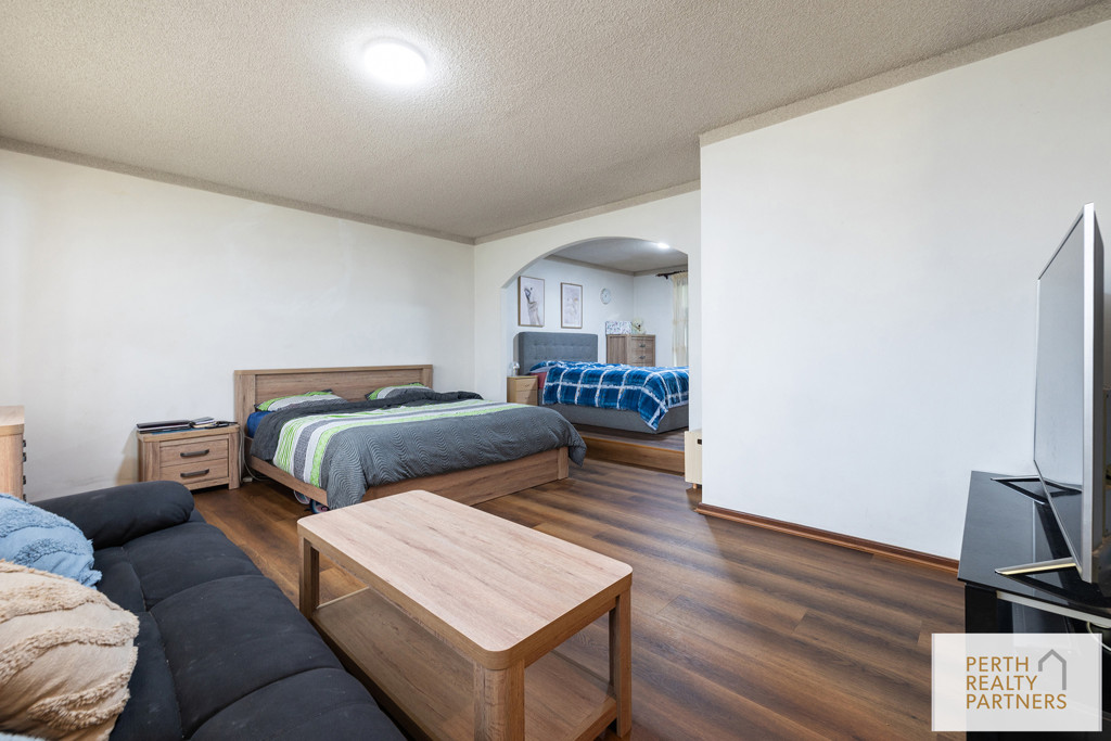 2580 Albany Highway, Kelmscott WA