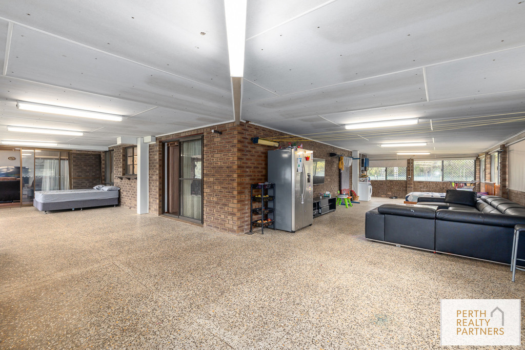 2580 Albany Highway, Kelmscott WA