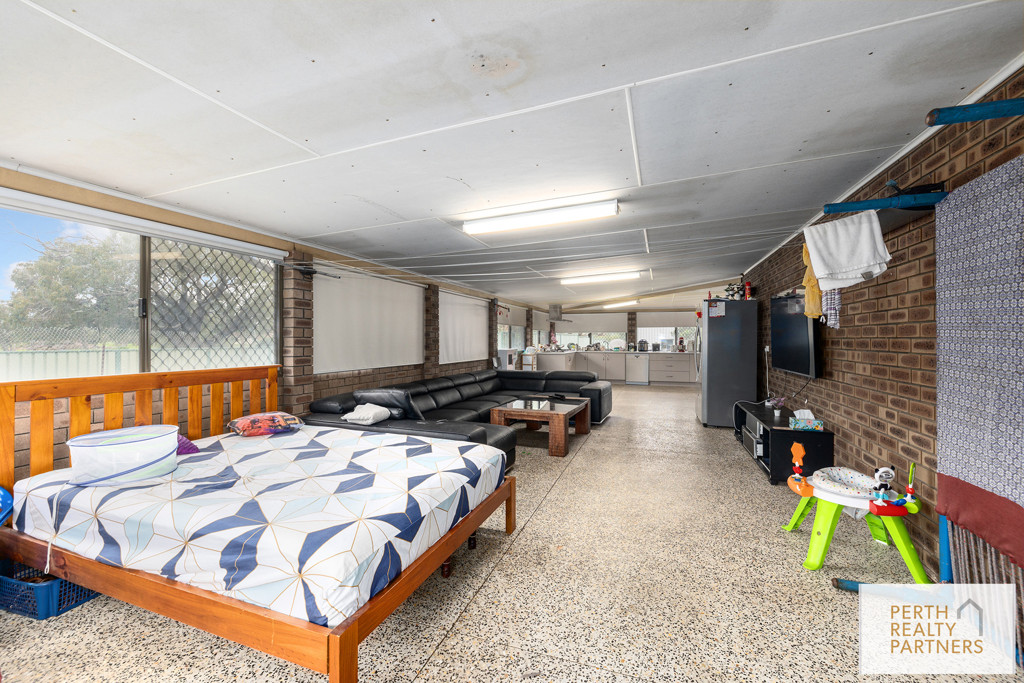 2580 Albany Highway, Kelmscott WA