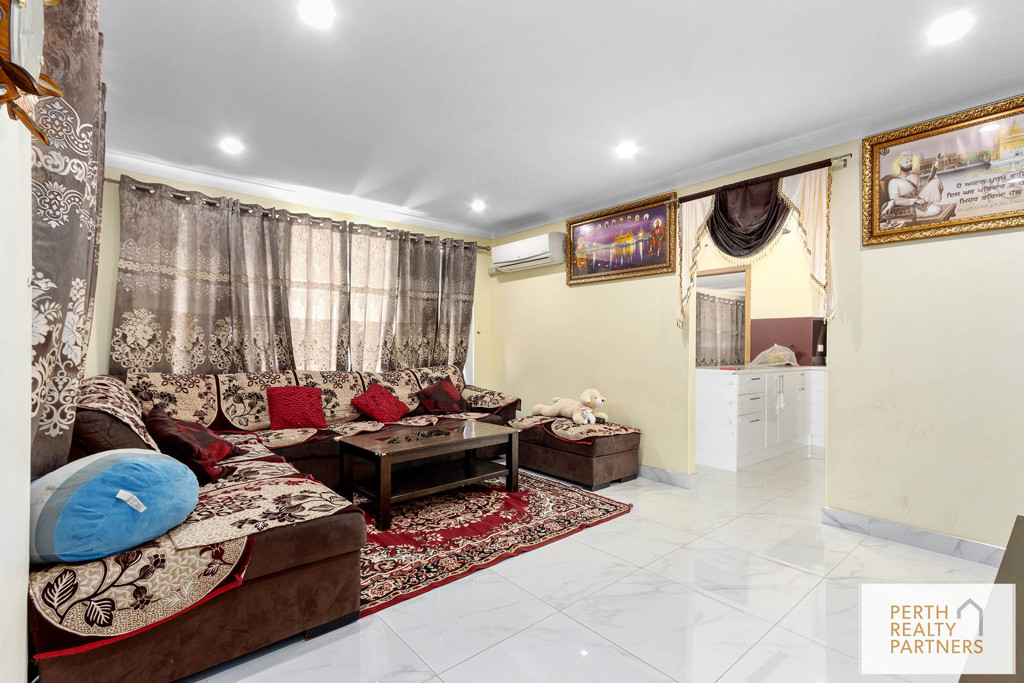 92 Warton Road, Huntingdale WA