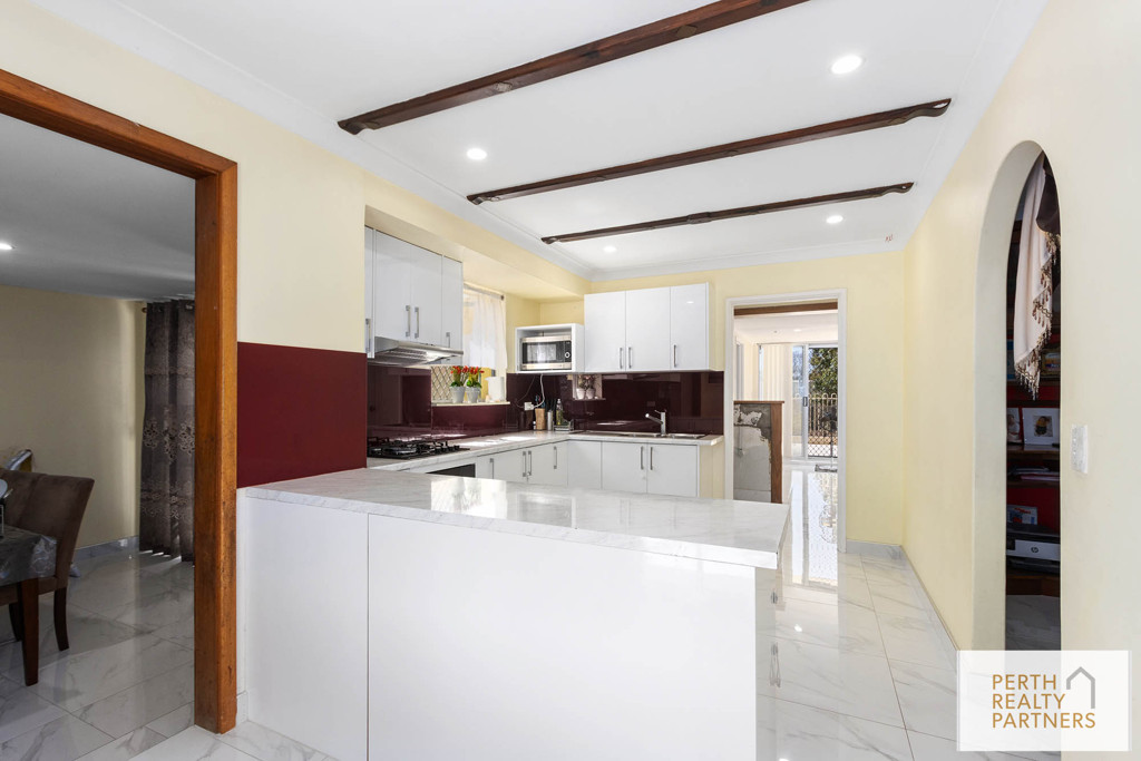 92 Warton Road, Huntingdale WA