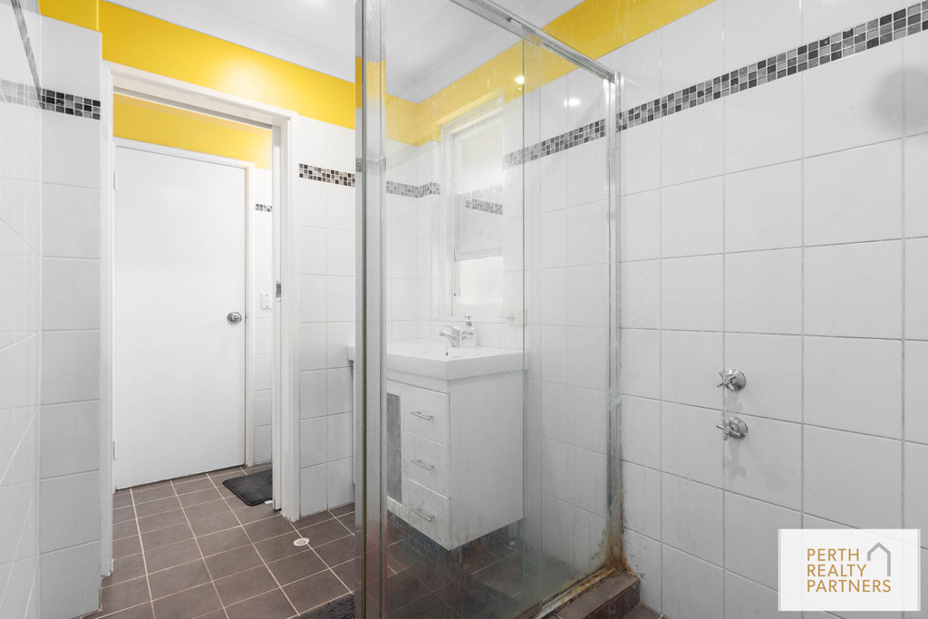 92 Warton Road, Huntingdale WA