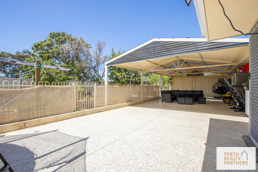 92 Warton Road, Huntingdale WA